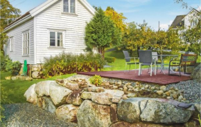Awesome Home In Skiftun With House Sea View
